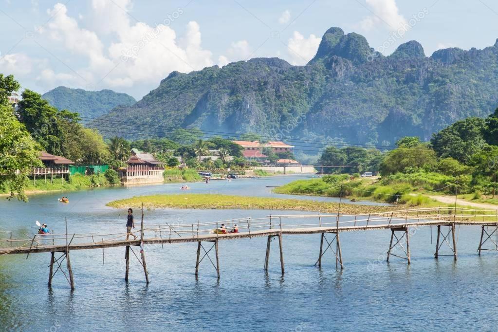 Saksiri Riverside Boutique Hotel Vang Vieng Exterior photo