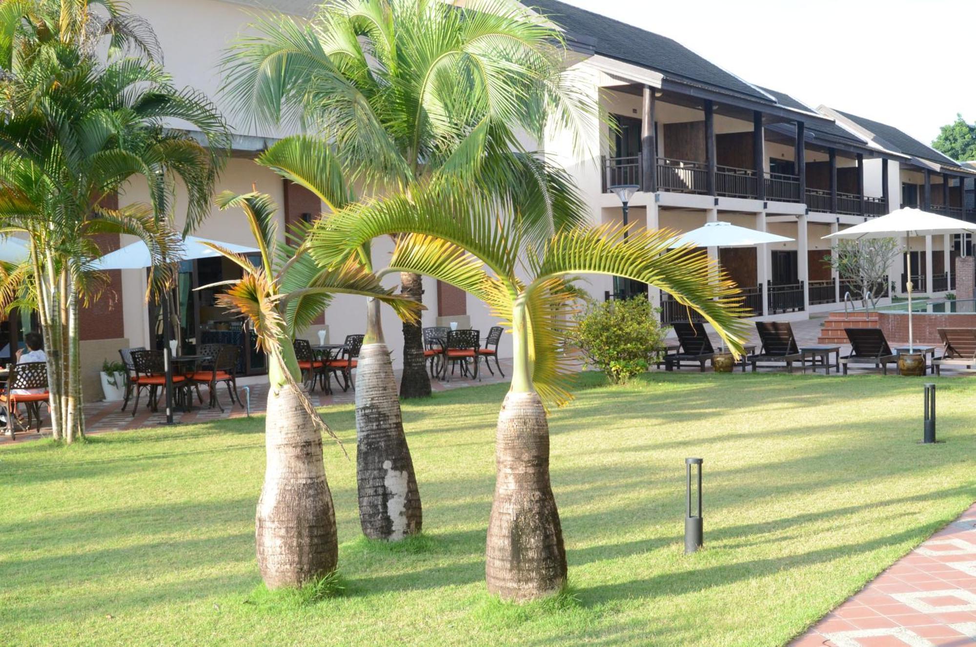 Saksiri Riverside Boutique Hotel Vang Vieng Exterior photo