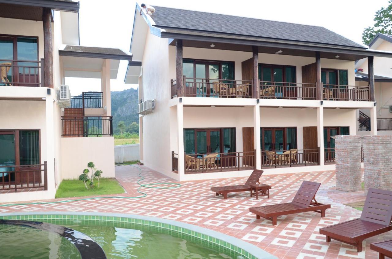 Saksiri Riverside Boutique Hotel Vang Vieng Exterior photo